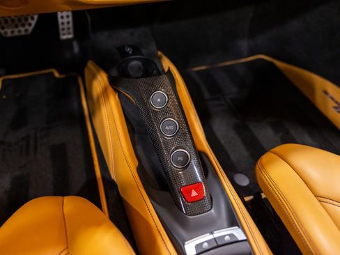 Used 2019 Ferrari 488 Spider image 50