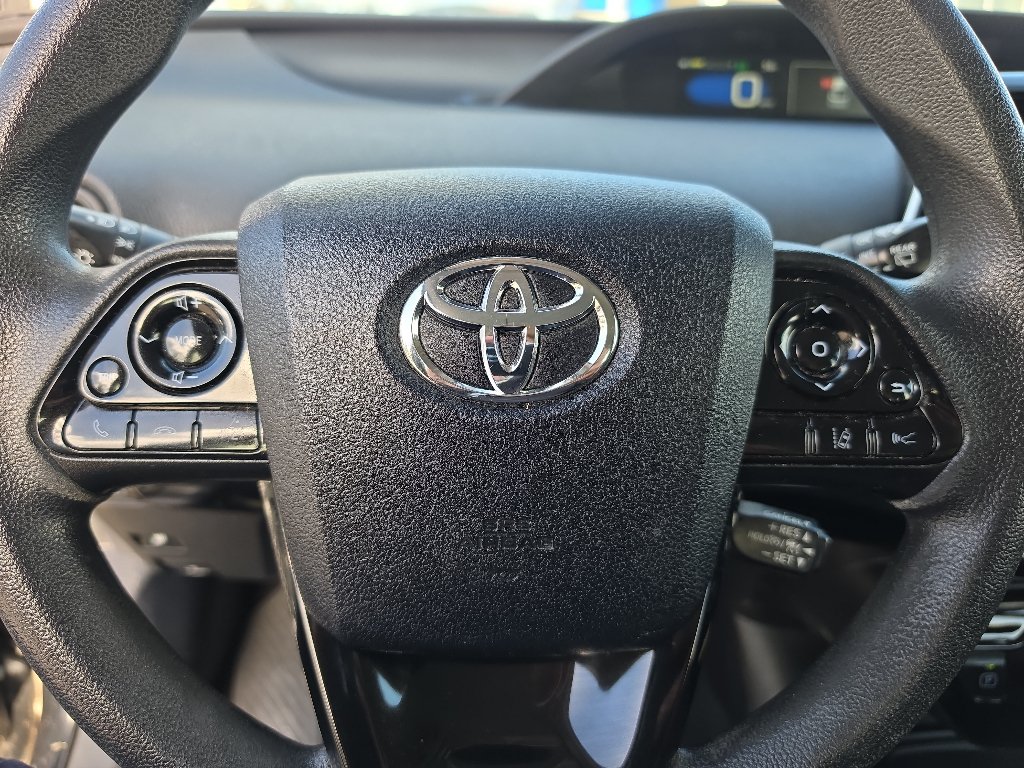 Certified 2019 Toyota Prius LE AWD/4WD image 24