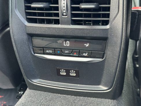 Used 2021 BMW 330i Sedan w/ Convenience Package image 37