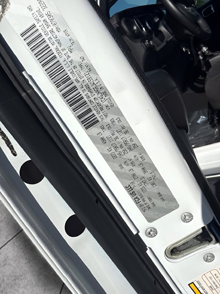Used 2018 Jeep Wrangler Sport AWD/4WD image 30