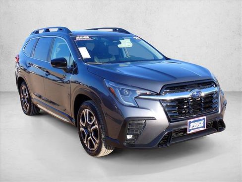 Used 2025 Subaru Ascent Limited w/ Popular Package #2 AWD/4WD image 6