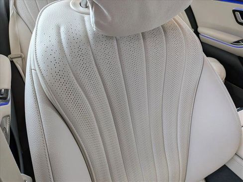 Used 2023 Mercedes-Benz S 500 4MATIC image 21