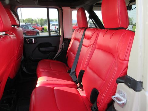 Used 2022 Jeep Wrangler Unlimited Sport AWD/4WD image 24