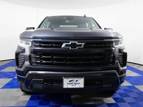 Used 2023 Chevrolet Silverado 1500 RST w/ Z71 Off-Road Package image 2