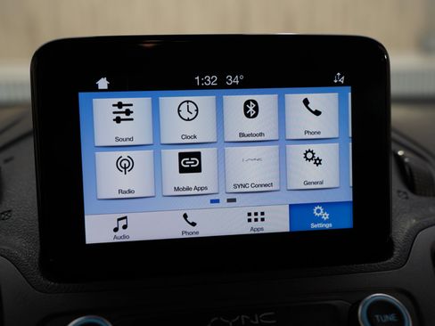 Used 2019 Ford Transit Connect XLT image 18