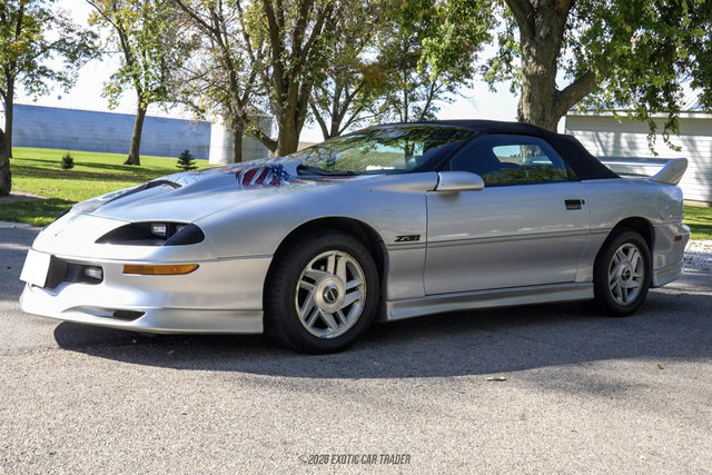 Used 1995 Chevrolet Camaro Z28 RWD image 23