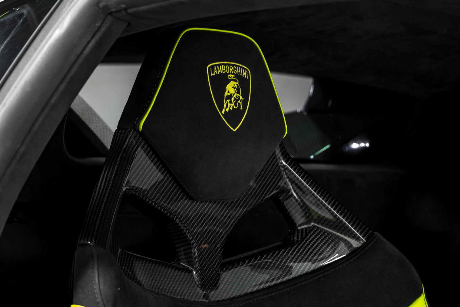 Used 2023 Lamborghini Huracan Tecnica RWD image 37