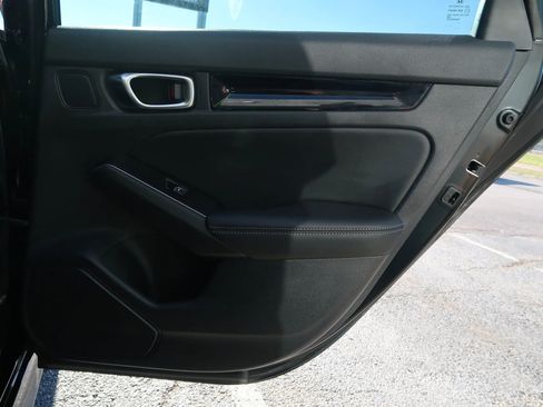 Used 2022 Honda Civic Touring image 46