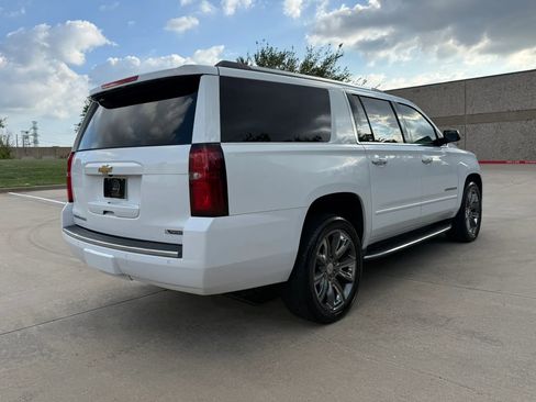 Used 2017 Chevrolet Suburban Premier RWD image 6