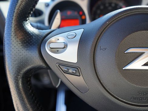 Used 2014 Nissan 370Z Coupe image 21