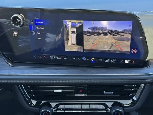 New 2026 Chevrolet Suburban Premier image 4