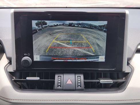 Used 2024 Toyota RAV4 XLE Premium FWD image 17