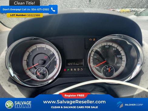 Used 2015 Dodge Grand Caravan SXT w/ UConnect Hands-Free Group FWD image 12