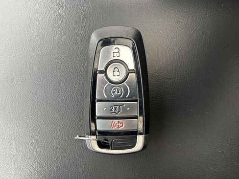 Used 2022 Ford Explorer ST w/ Equipment Group 401A AWD/4WD image 31