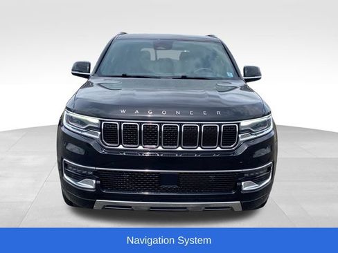 Used 2023 Jeep Wagoneer Series III w/ Preferred Equipment Group AWD/4WD image 2