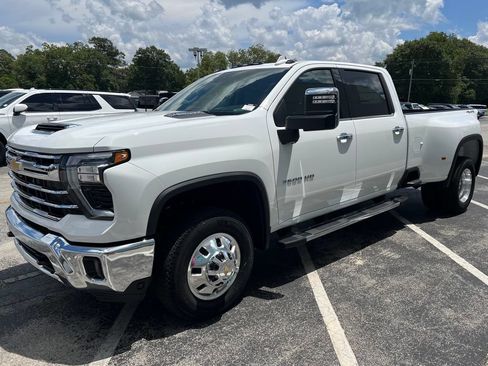 New 2026 Chevrolet Silverado 3500 LTZ w/ LTZ Plus Package AWD/4WD image 31
