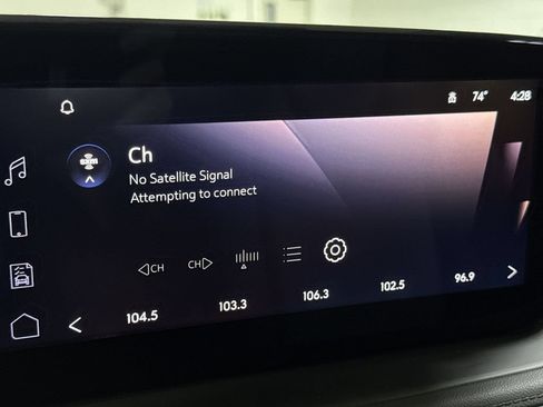 Used 2025 Buick Encore GX Preferred w/ Comfort Package FWD image 14