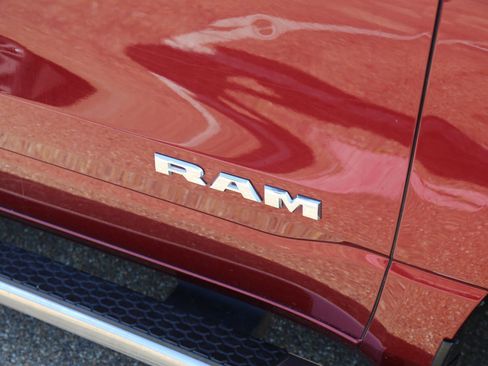 Used 2019 RAM 1500 Big Horn image 12