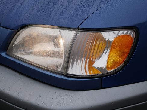 Used 2002 Toyota Sienna XLE image 16