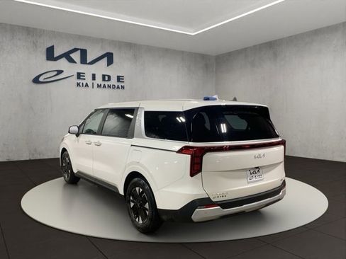 New 2026 Kia Carnival LXS image 5
