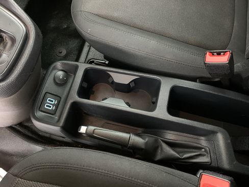 Used 2020 Ford Transit Connect XL FWD image 28