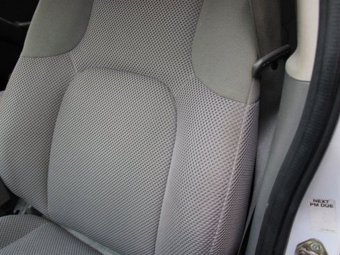 Used 2019 Nissan Frontier SV RWD image 19