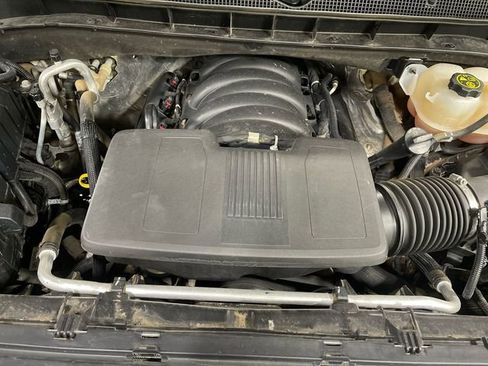 Used 2023 Chevrolet Tahoe LT image 25