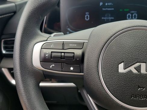 Used 2024 Kia Sportage LX FWD image 18