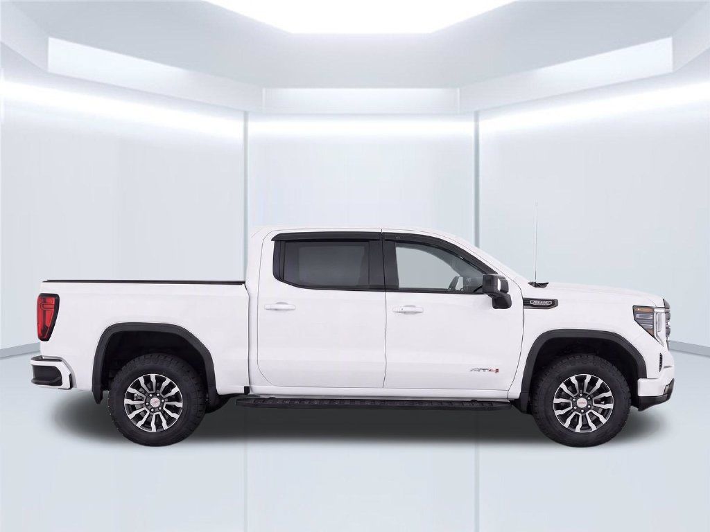 Used 2023 GMC Sierra 1500 AT4 w/ AT4 Premium Package AWD/4WD image 11