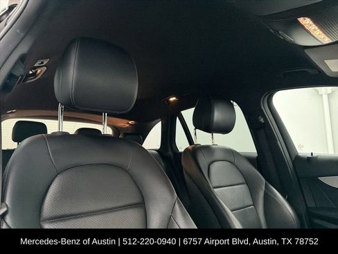 Certified 2021 Mercedes-Benz GLC 300 image 30