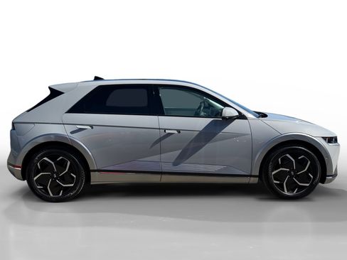 Certified 2024 Hyundai Ioniq 5 Limited RWD image 6