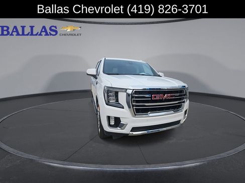 Certified 2021 GMC Yukon XL SLT w/ SLT Luxury Plus Package AWD/4WD image 2