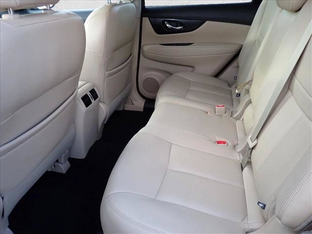 Used 2018 Nissan Rogue SL FWD image 8