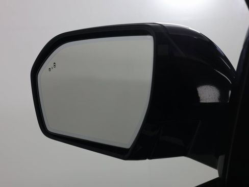 Used 2023 Lincoln Navigator Reserve image 18