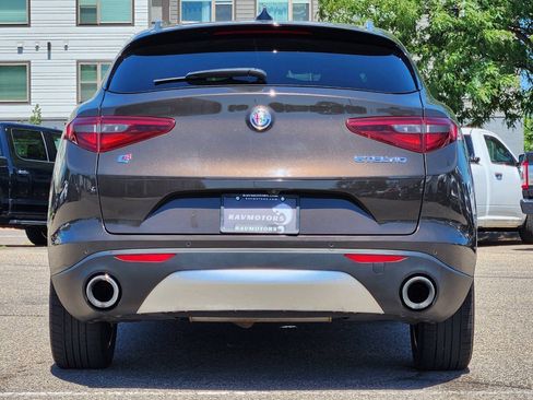 Used 2019 Alfa Romeo Stelvio Ti AWD/4WD image 9