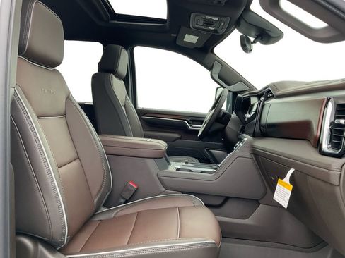 New 2026 GMC Sierra 2500 Denali w/ Denali Reserve Package image 25