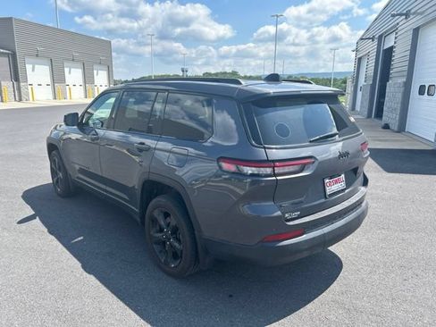 Used 2023 Jeep Grand Cherokee L Laredo AWD/4WD image 3