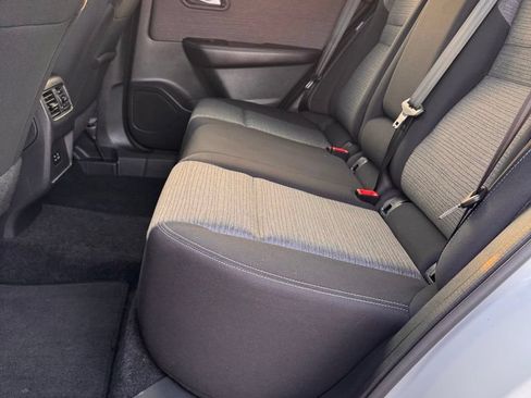 Used 2023 Nissan Rogue SV FWD image 11