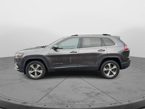 Used 2019 Jeep Cherokee Limited AWD/4WD image 8