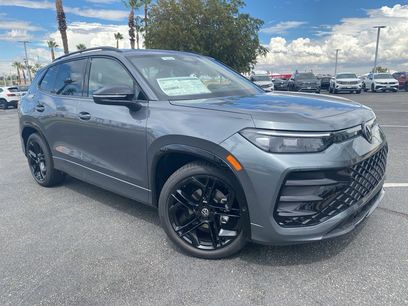 New 2025 Volkswagen Tiguan SE R-Line