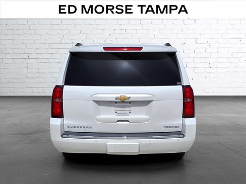 Used 2020 Chevrolet Suburban Premier RWD image 4
