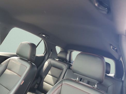 Used 2023 Chevrolet Equinox RS w/ RS Leather Package image 20