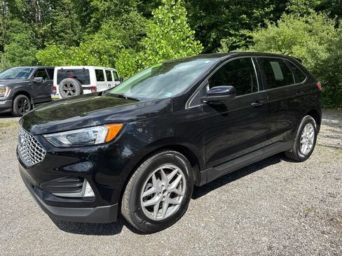 Used 2024 Ford Edge SEL w/ Convenience Package AWD/4WD image 4