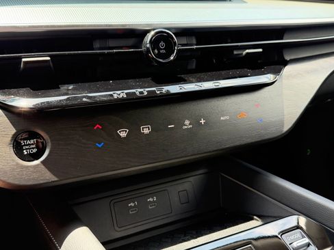 Certified 2025 Nissan Murano SL AWD/4WD image 18