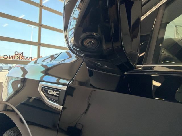 Used 2022 GMC Yukon Denali AWD/4WD image 11