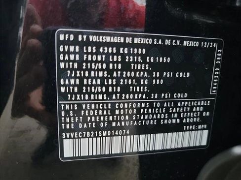 Used 2025 Volkswagen Taos SE w/ Panoramic Sunroof Package image 25