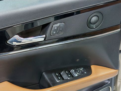 Used 2021 Lincoln Nautilus Reserve image 22