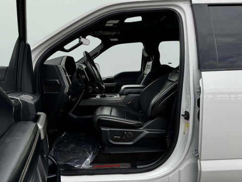 Used 2019 Ford F150 Raptor w/ Equipment Group 802A Luxury image 17