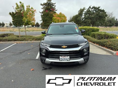 Used 2023 Chevrolet TrailBlazer LT FWD image 1