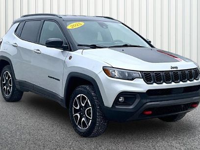 Used 2025 Jeep Compass Trailhawk